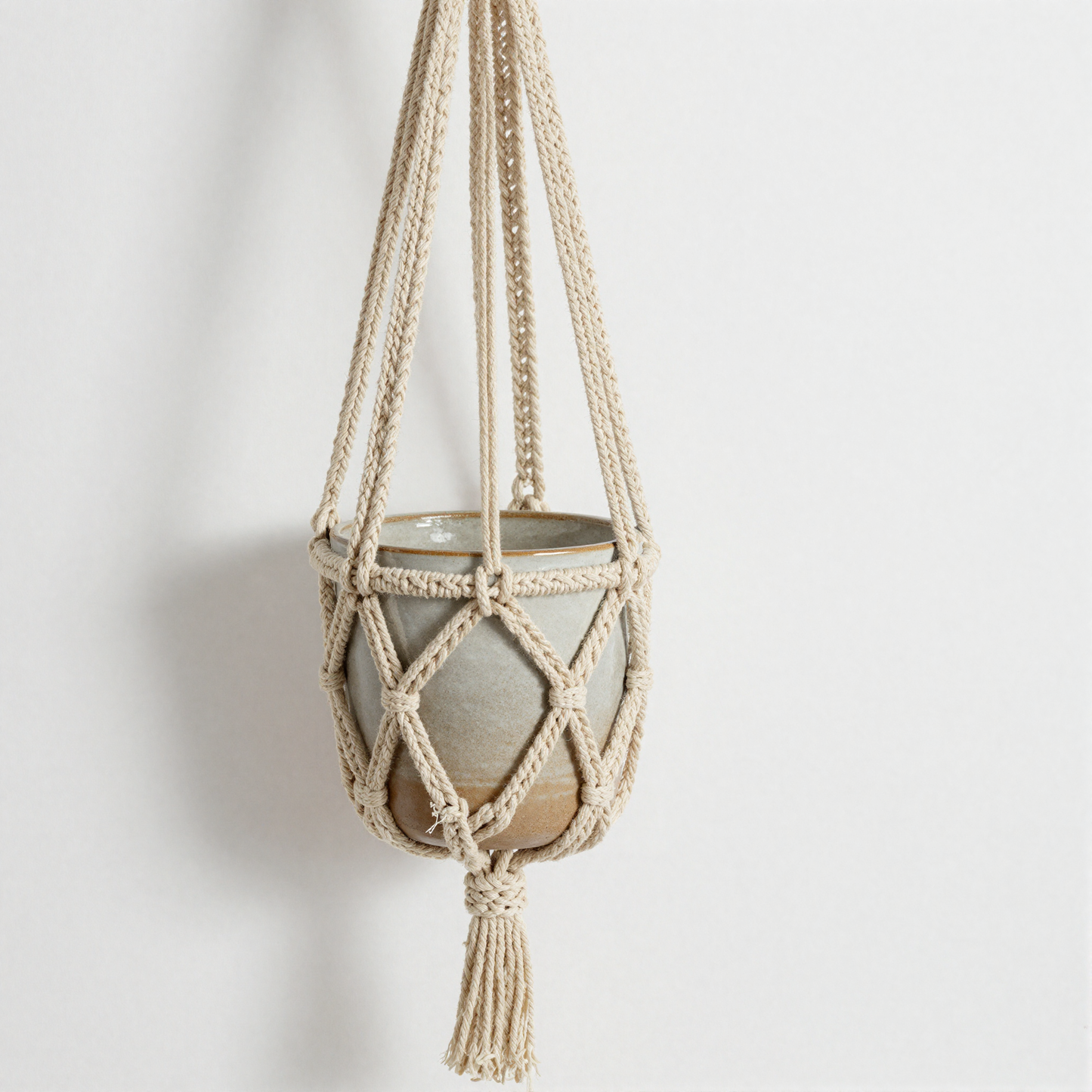 Hanging Macramé Plant Holder pot
